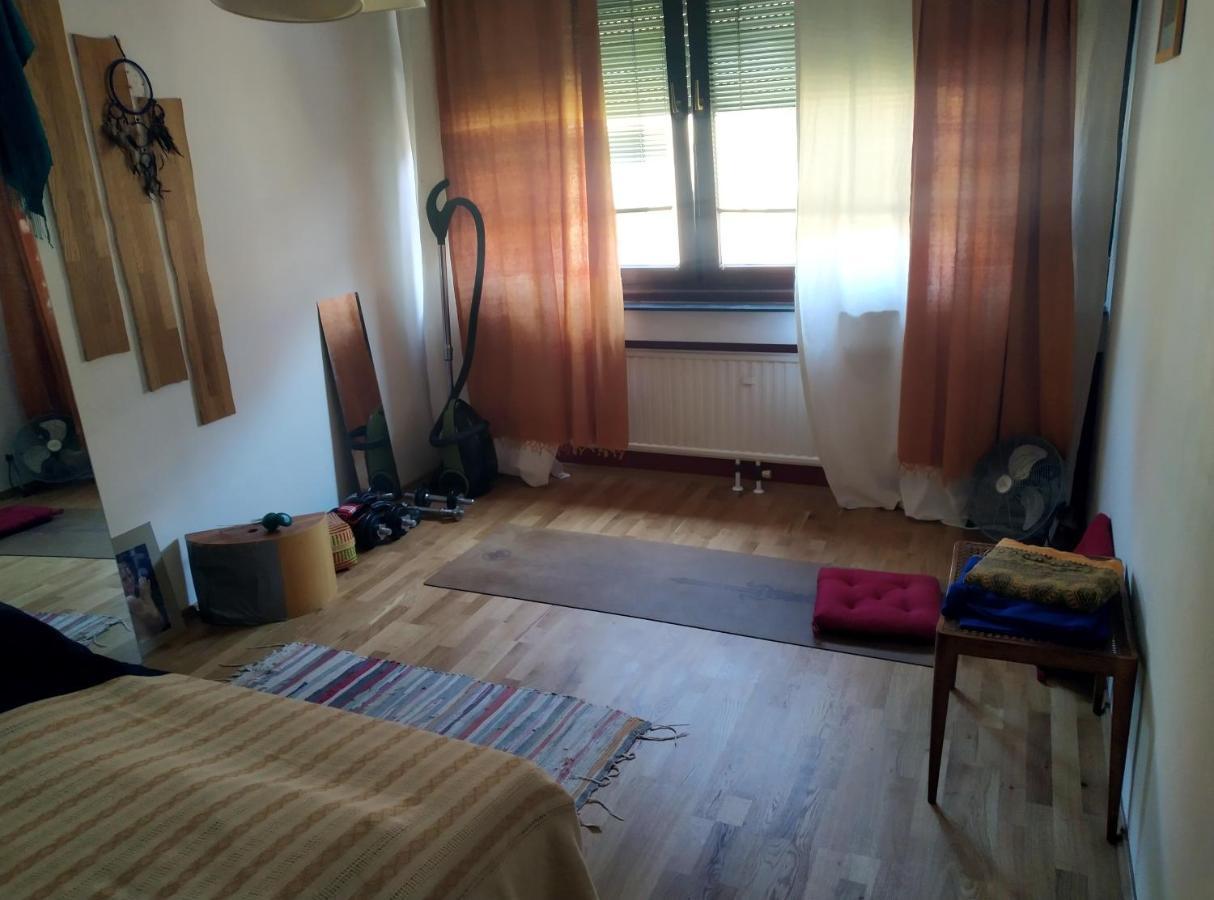 Nettes Apartment Im 14Ten Bezirk In Wien Extérieur photo